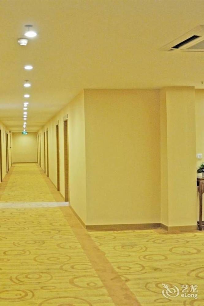 Shenzhen Huamao Aviatic Hotel Esterno foto