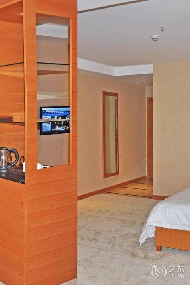 Shenzhen Huamao Aviatic Hotel Esterno foto