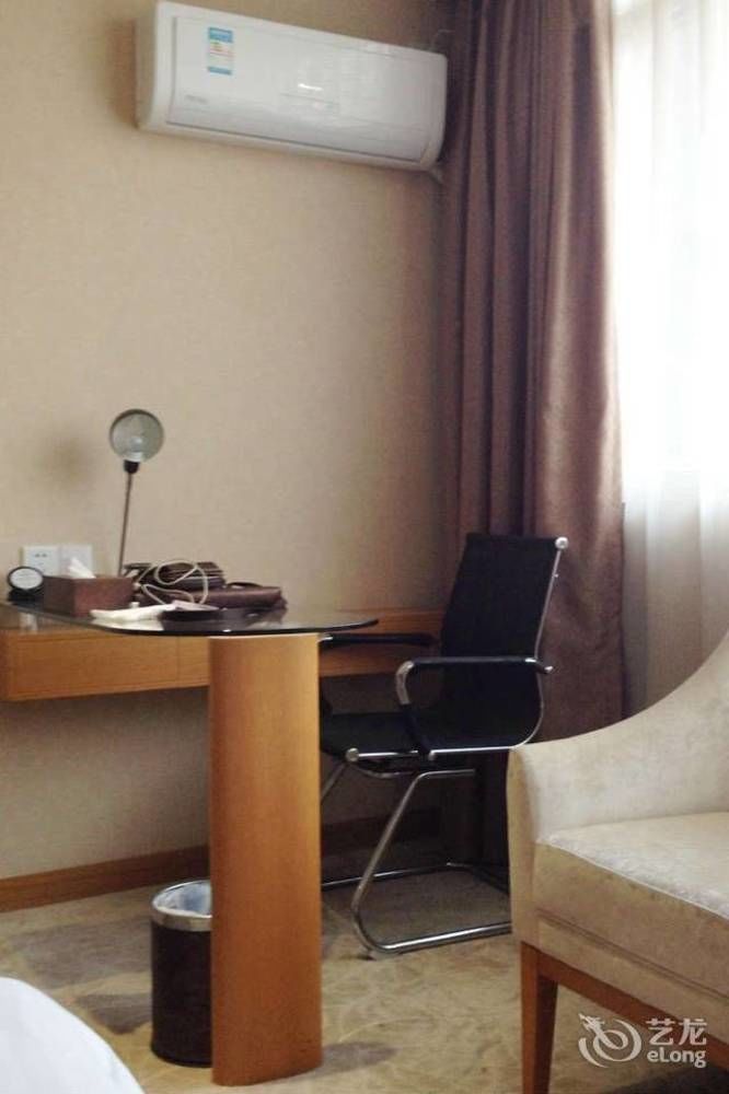 Shenzhen Huamao Aviatic Hotel Esterno foto