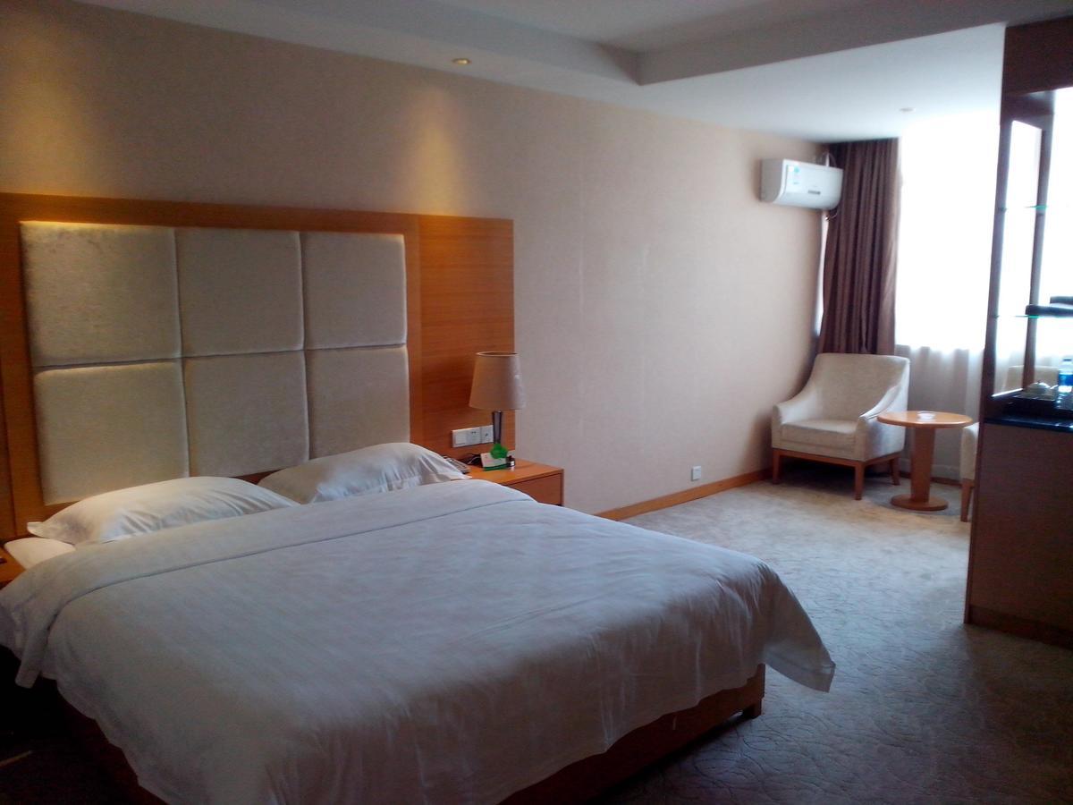 Shenzhen Huamao Aviatic Hotel Esterno foto