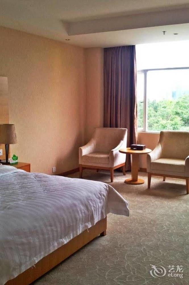 Shenzhen Huamao Aviatic Hotel Esterno foto